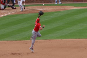 Reds first baseman makes catch