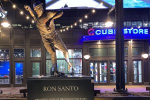 Ron Santo statue