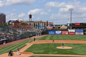 Cubs batter antipates pitch