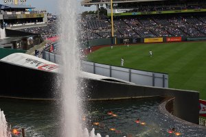 Weter coing up from fountain